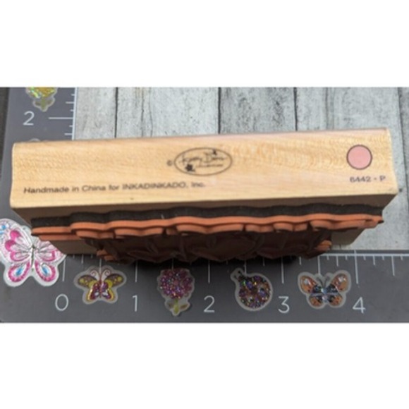 Inkadinkado Hearts Strings 6442P Rubber Stamp Wood #C17 - Picture 3 of 3